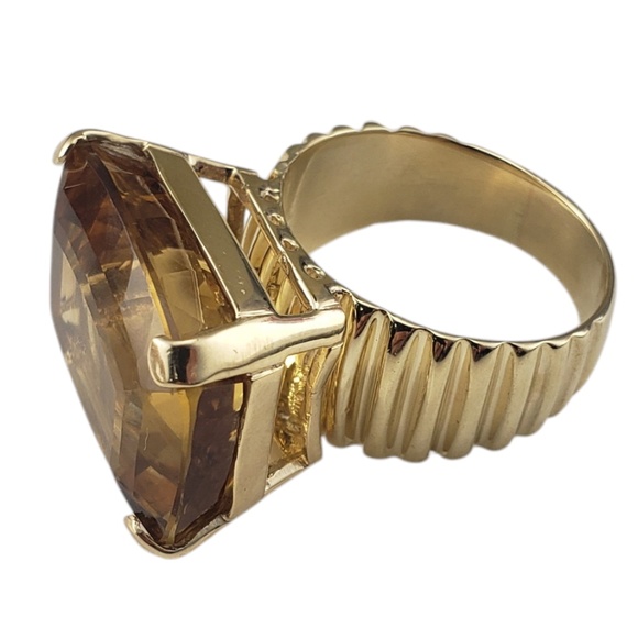 14 Karat Yellow Gold Citrine Ring Size 9  #20722 - Picture 3 of 8